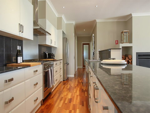 Degen Estate - Surfers Gold Coast 5