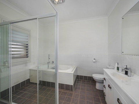 Degen Estate - Surfers Gold Coast 8