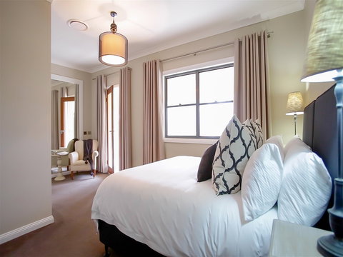 Degen Estate - Surfers Gold Coast 9