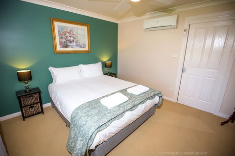 Dell-Lee Cottage - Surfers Gold Coast 1