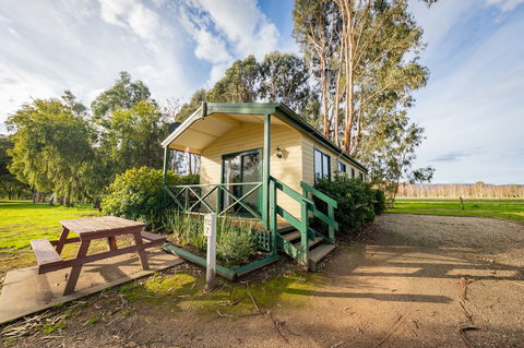 Eildon Riverside Holiday Park - Surfers Gold Coast 4