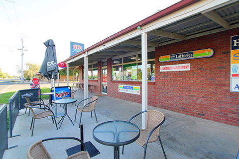 Euston Riverfront Caravan Park And Cafe - Surfers Gold Coast 1