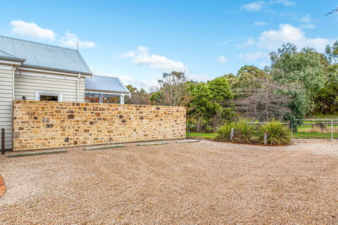 Grandview Accommodation - The Elm Tree Apartments - Surfers Gold Coast 7