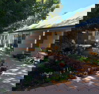 Hahndorf Oak Tree Cottages - Surfers Gold Coast