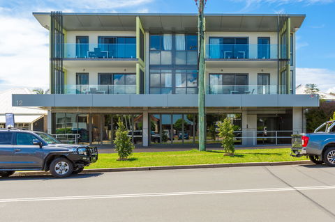 Ishtar Apartments - Surfers Gold Coast 8