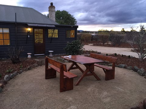 Keefers Cottage - Surfers Gold Coast 1