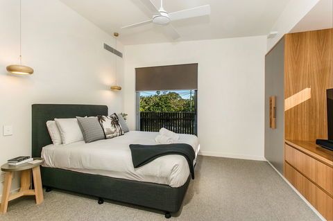 KoKo's Beach Houses Two - Surfers Gold Coast 4