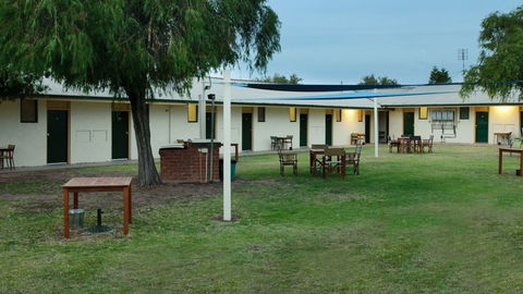 Anglers Inn - Surfers Gold Coast 0
