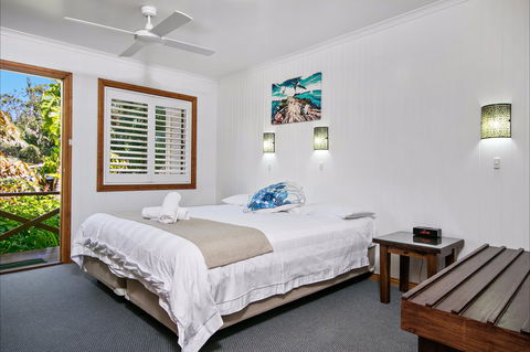 Lorhiti Apartments - Surfers Gold Coast 1