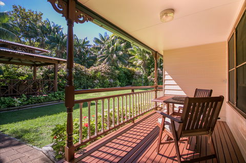 Lorhiti Apartments - Surfers Gold Coast 4