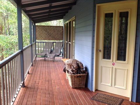 Maleny Country Cottages - Surfers Gold Coast 1
