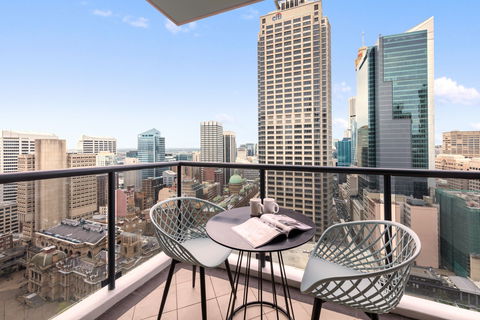 Meriton Suites Pitt Street - Surfers Gold Coast 0