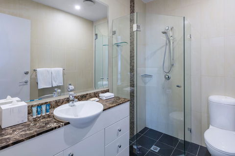 Meriton Suites Pitt Street - Surfers Gold Coast 5