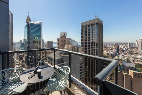 Meriton Suites Pitt Street - Surfers Gold Coast 6