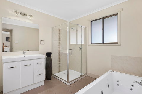 Mirramar House - Surfers Gold Coast 3