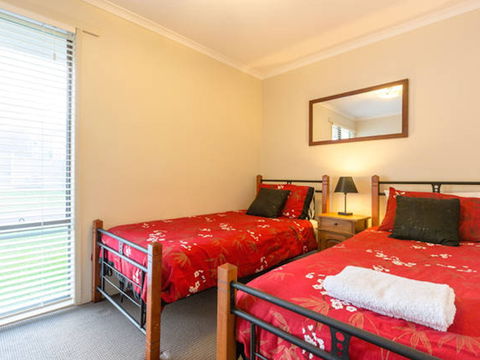 Mirramar House - Surfers Gold Coast 6