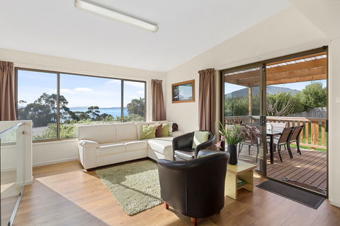 Mirramar House - Surfers Gold Coast 8