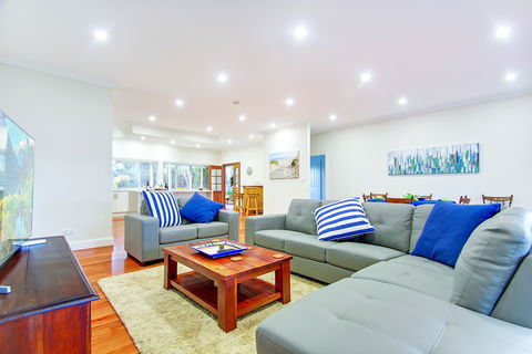 PJ's Hideaway - Surfers Gold Coast 0