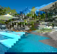 Port Douglas Getaways - The White Oasis - Surfers Gold Coast