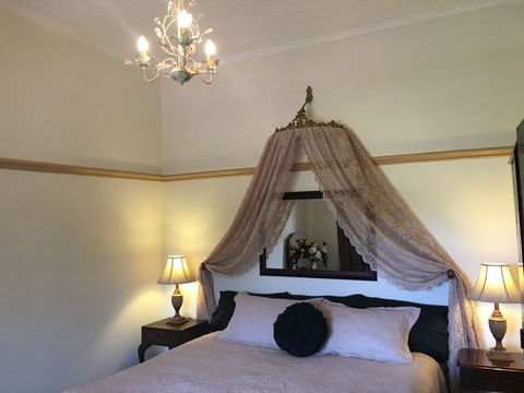 Rostrata Country House - Surfers Gold Coast 9