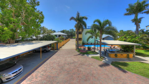 Sky View Units - Surfers Gold Coast 4