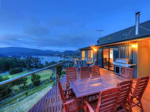 Storm Bay B & B - Surfers Gold Coast 0