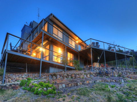 Storm Bay B & B - Surfers Gold Coast 1