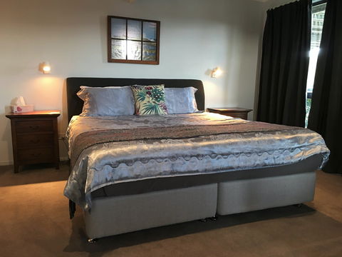 Storm Bay B & B - Surfers Gold Coast 2