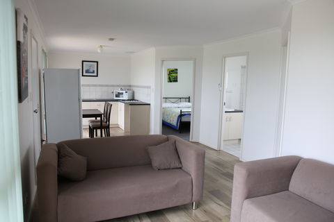 Tarnasey Farm - Schilling's Shack - Surfers Gold Coast 1