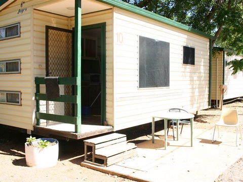 Tennant Creek Caravan Park - Surfers Gold Coast 1