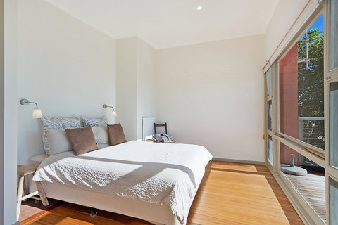 The Love Shack: Pambula Beach - Surfers Gold Coast 7