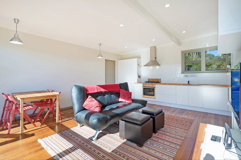 The Love Shack: Pambula Beach - Surfers Gold Coast 9