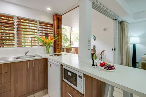 The Reef Retreat - Surfers Gold Coast 6