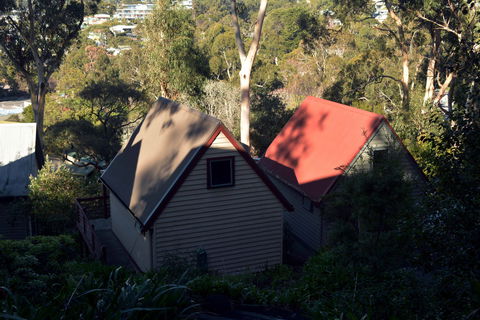 The Great Ocean Road Cottages And Backpackers - Surfers Gold Coast 1