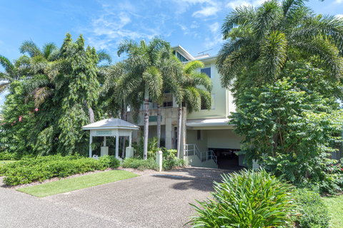 @ Verandahs Boutique Apartments - Surfers Gold Coast 3