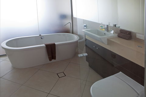 Vue Apartments Trinity Beach - Surfers Gold Coast 4