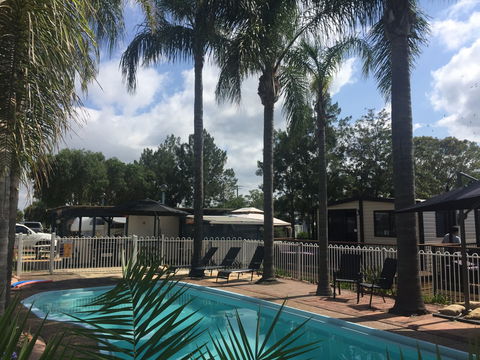 Wine Country Tourist Park - Surfers Gold Coast 1