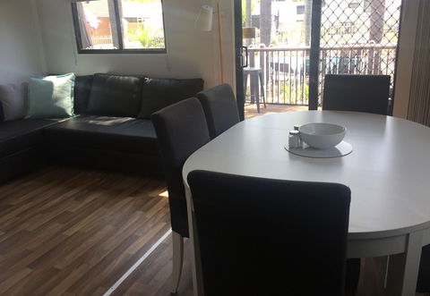 Wine Country Tourist Park - Surfers Gold Coast 8