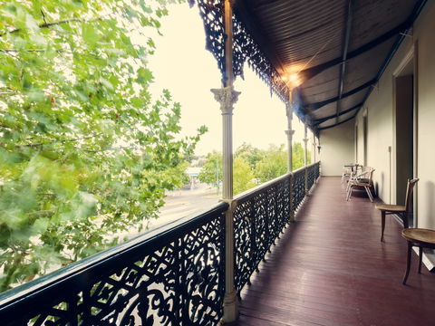 Yarra Valley Grand Hotel - Surfers Gold Coast 5