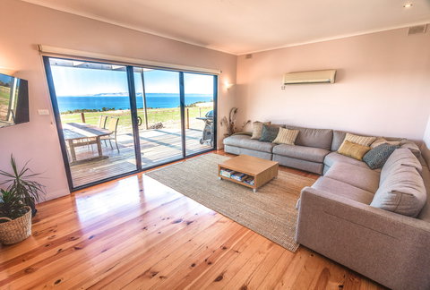 Antechamber Bay Retreats - Surfers Gold Coast 2