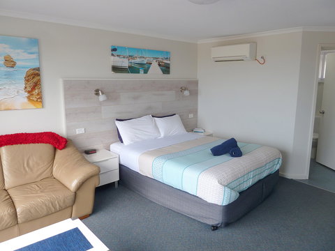 Apollo Bay Waterfront Motor Inn - Surfers Gold Coast 2