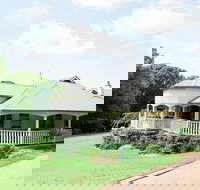 Bangalow Guesthouse - Surfers Gold Coast