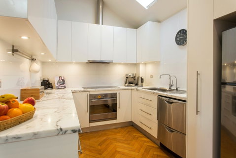 Boutique Apartment Redfern - Surfers Gold Coast 7