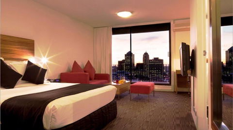 Cambridge Hotel Sydney - Surfers Gold Coast 5