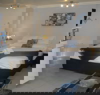 Charm City Motel - Surfers Gold Coast