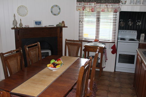 Dillons Cottage Stanthorpe - Surfers Gold Coast 3