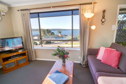 Eagle Heights Holiday Units - Scenic Unit - Surfers Gold Coast 7