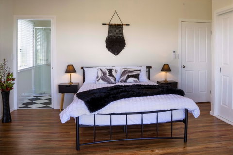 Farringdon Homestead - Surfers Gold Coast 1