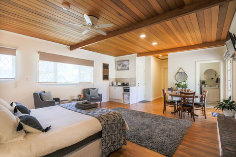 HAHNDORF LODGE - Surfers Gold Coast 0