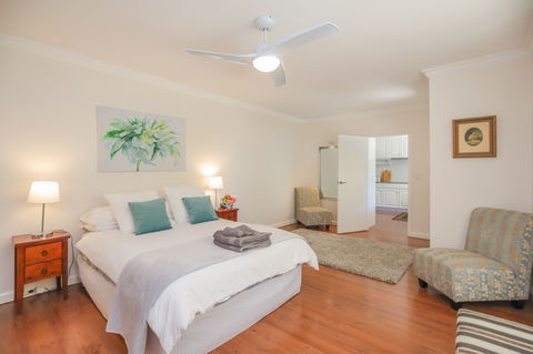HAHNDORF LODGE - Surfers Gold Coast 1